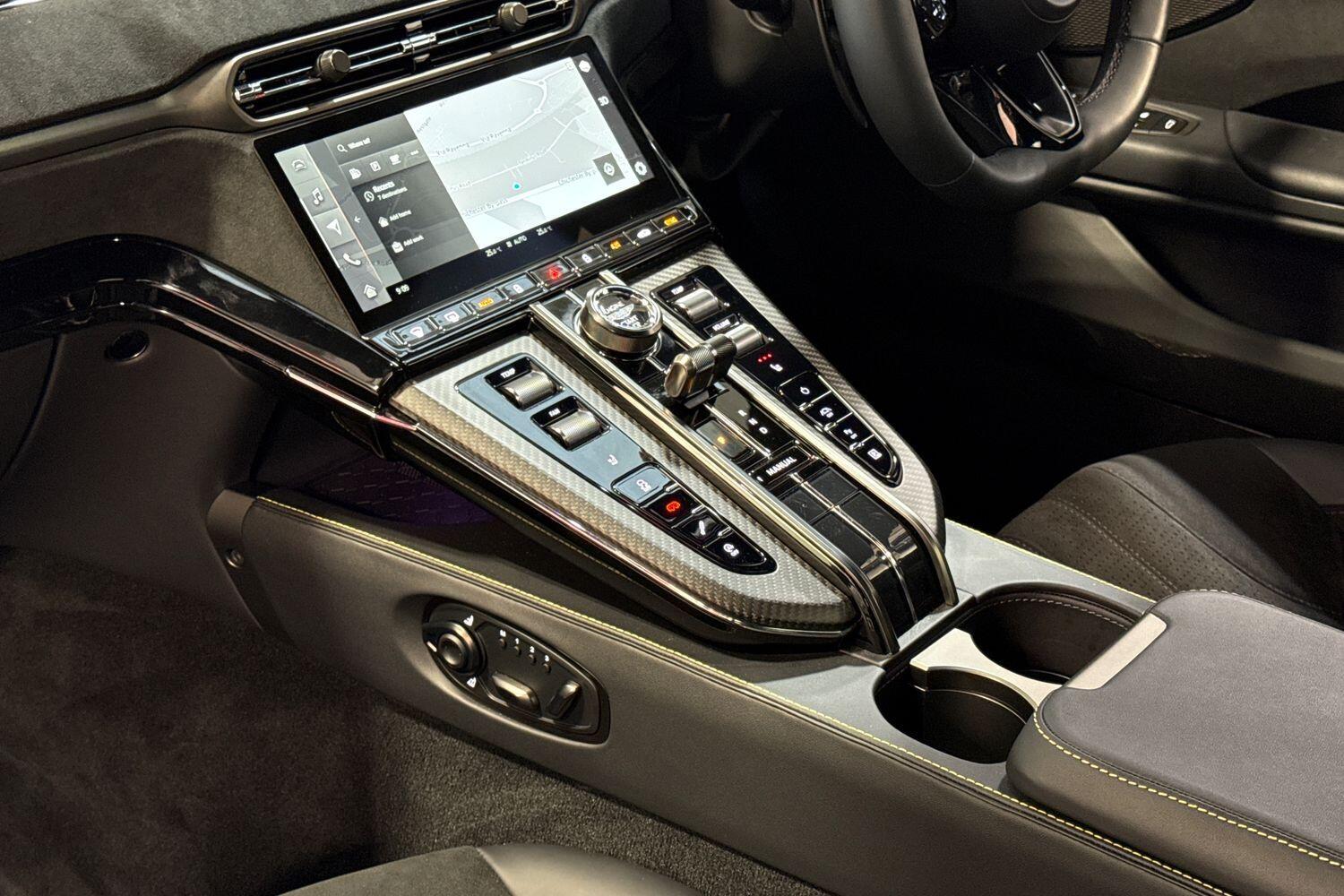 Used Aston Martin Vantage 2025 for sale - 77624905: Photo 37