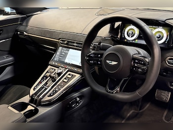 Used Aston Martin Vantage 2025 for sale - 77624905: Photo