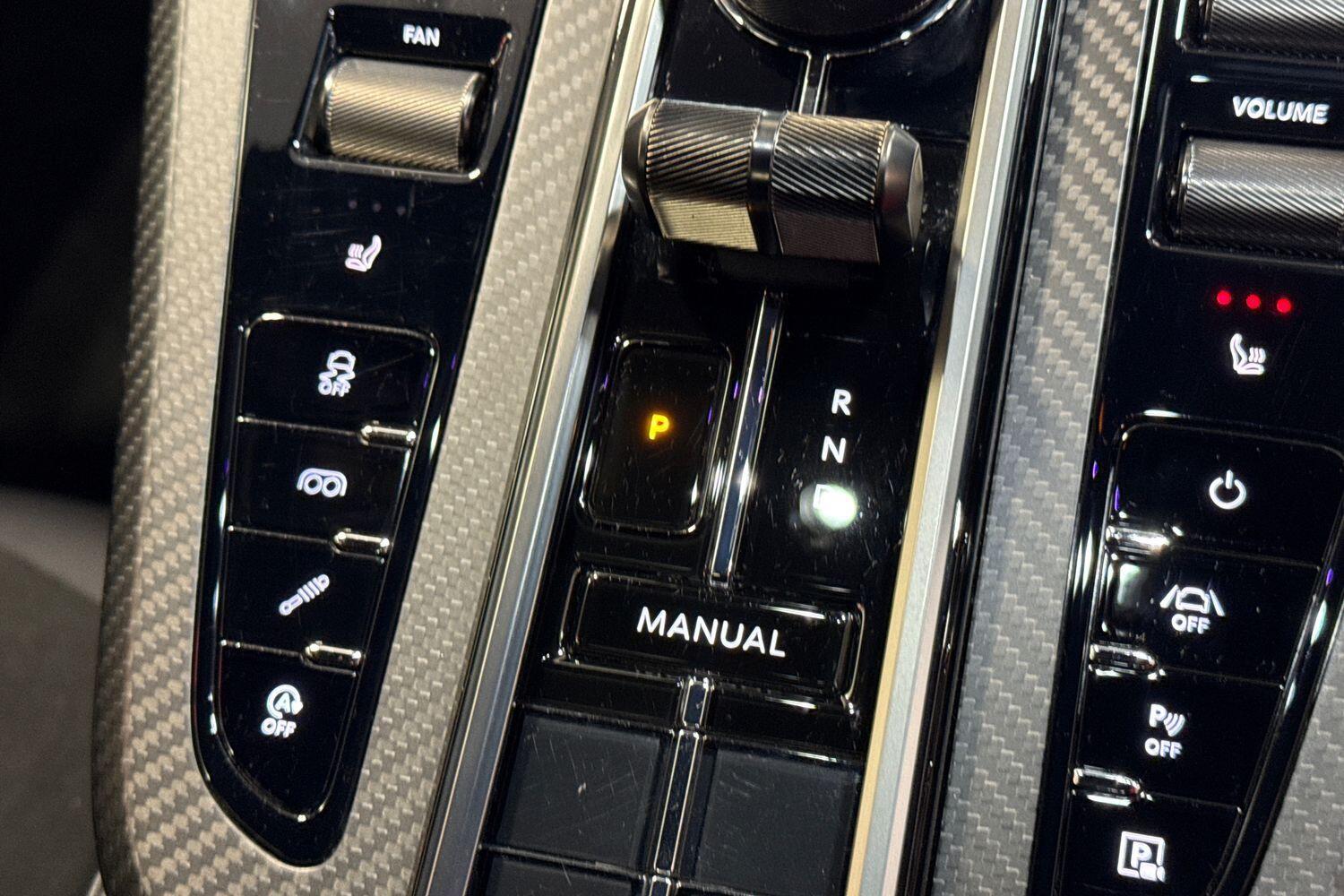 Used Aston Martin Vantage 2025 for sale - 77624905: Photo 56