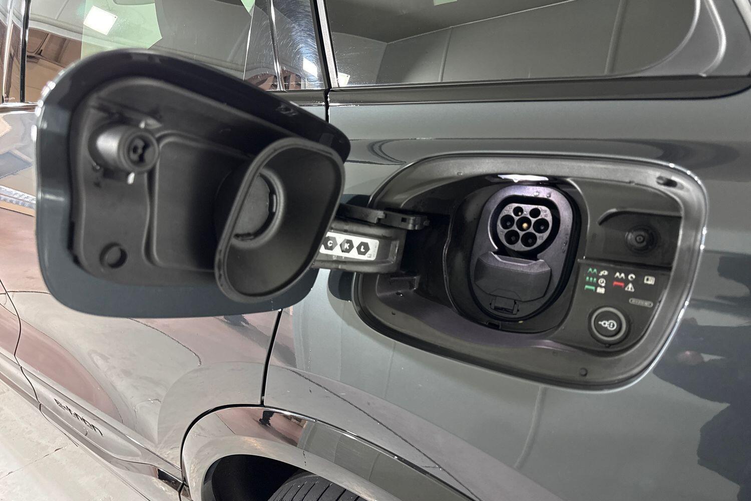 Used Audi Q6 e-tron 2025 for sale - 77279032: Photo 35