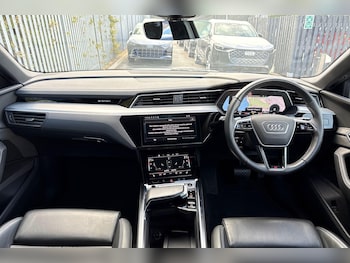 Used Audi e-tron 2022 for sale - 75940414: Photo
