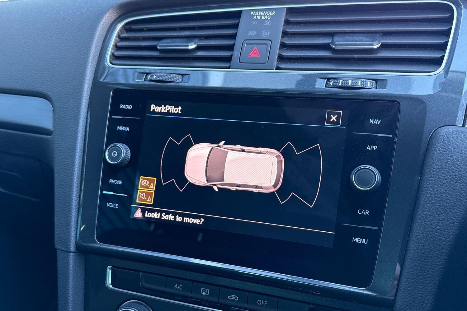 Used Volkswagen Golf 2019 for sale - 76714626: Photo 26