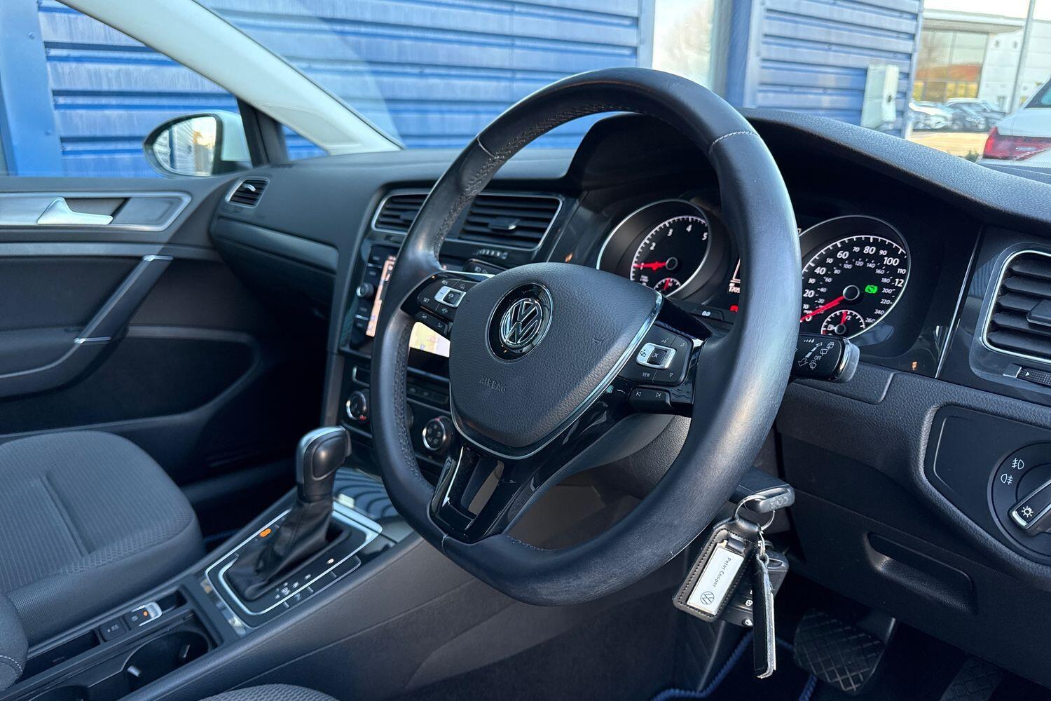 Used Volkswagen Golf 2019 for sale - 76714626: Photo 33