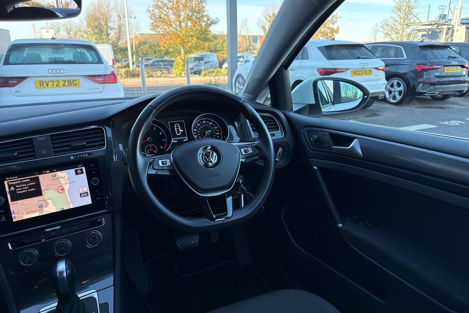 Used Volkswagen Golf 2019 for sale - 76714626: Photo 43