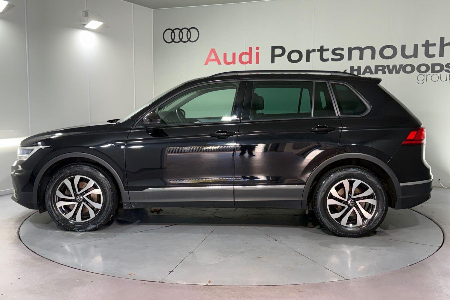 Used Volkswagen Tiguan 2022 for sale - 76802044: Photo 11