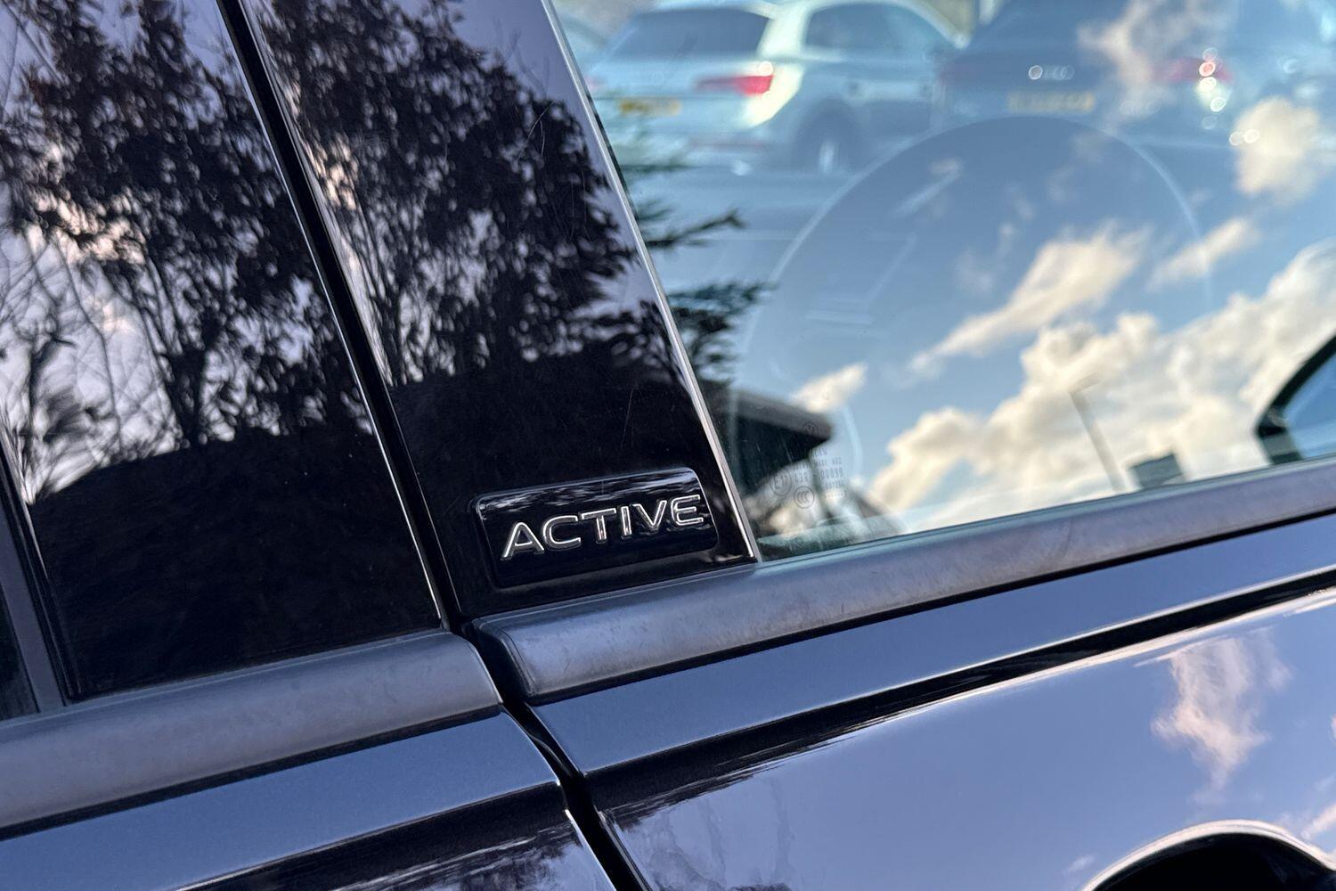 Used Volkswagen Tiguan 2022 for sale - 76802044: Photo 15