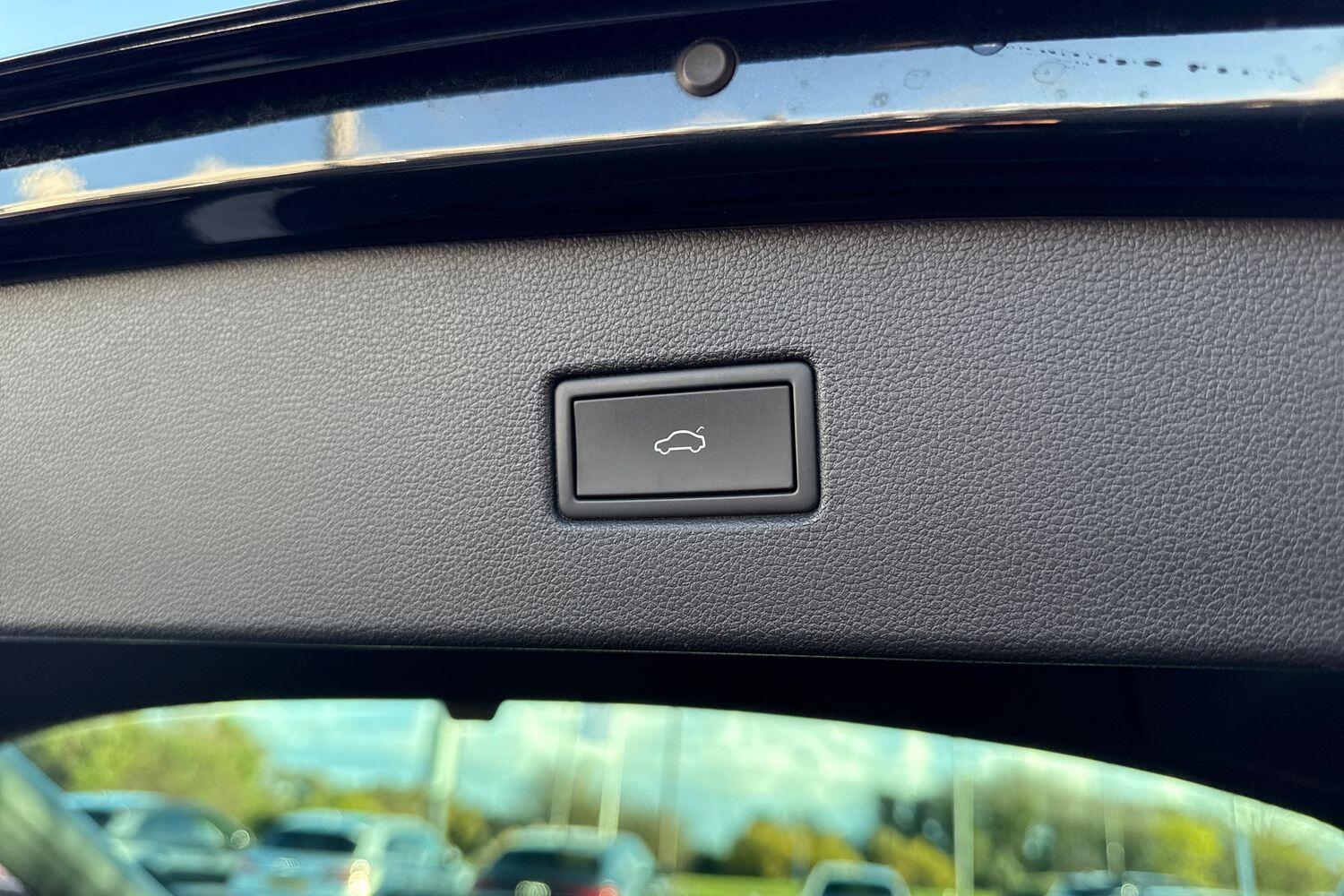 Used Volkswagen Tiguan 2022 for sale - 76802044: Photo 16