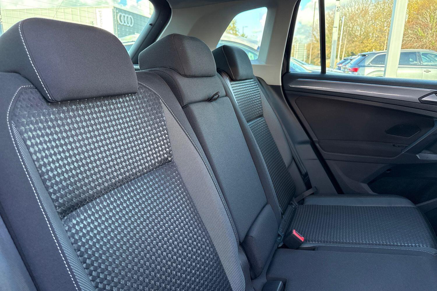 Used Volkswagen Tiguan 2022 for sale - 76802044: Photo 24