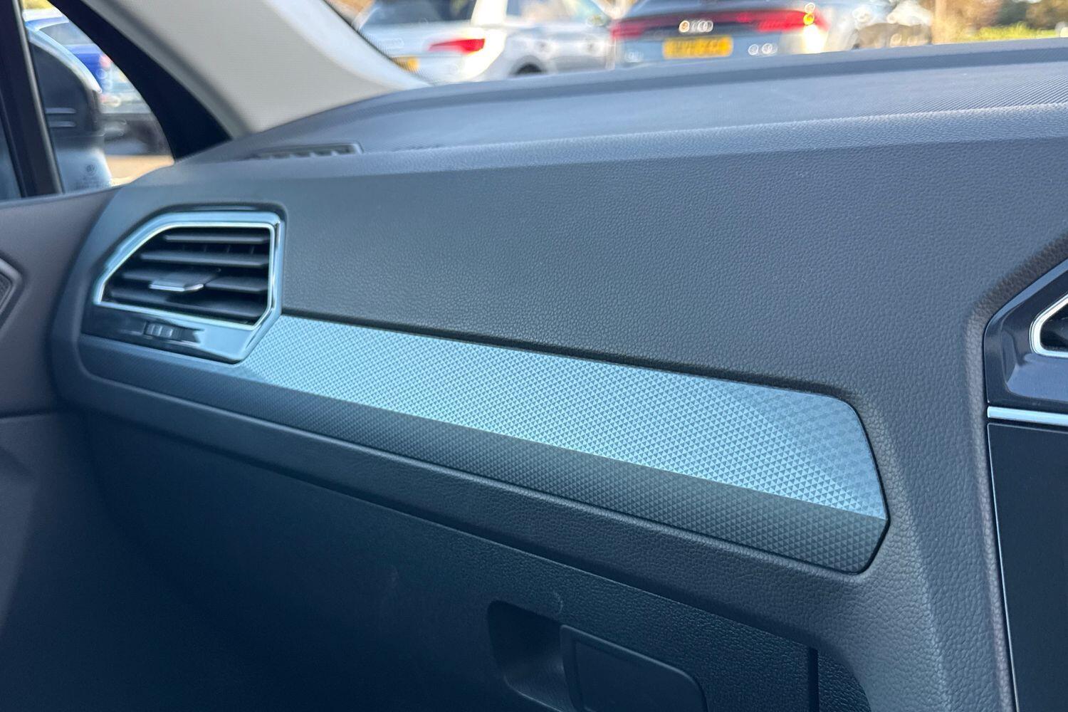 Used Volkswagen Tiguan 2022 for sale - 76802044: Photo 46