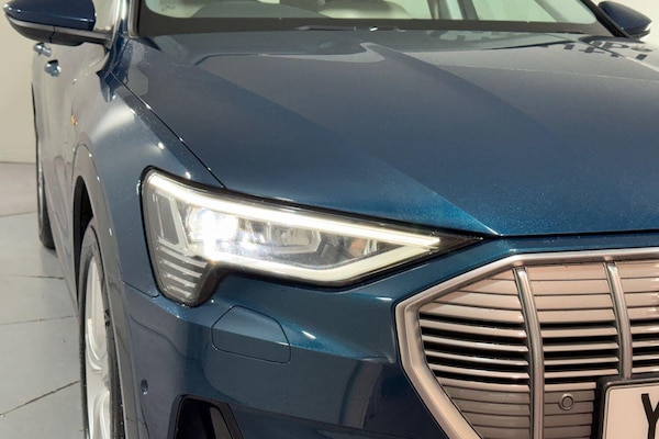 Used Audi e-tron 2021 for sale - 76259057: Photo 15