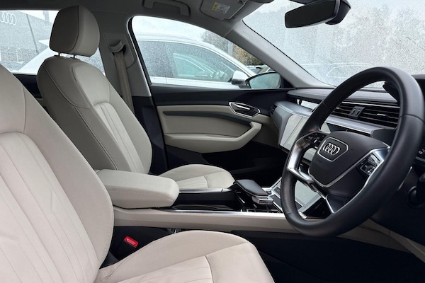 Used Audi e-tron 2021 for sale - 76259057: Photo 26