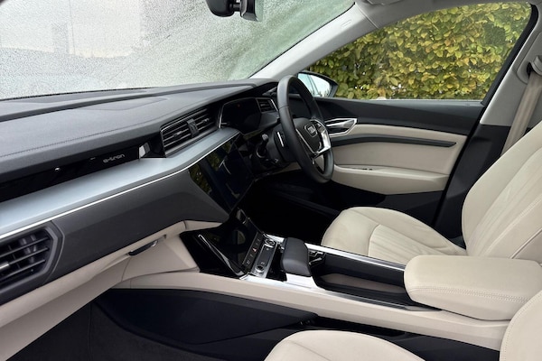 Used Audi e-tron 2021 for sale - 76259057: Photo 30