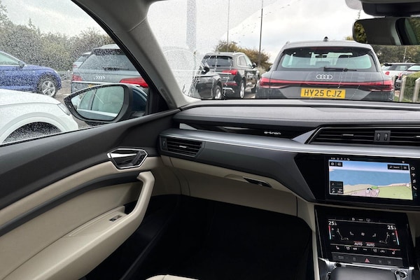 Used Audi e-tron 2021 for sale - 76259057: Photo 38