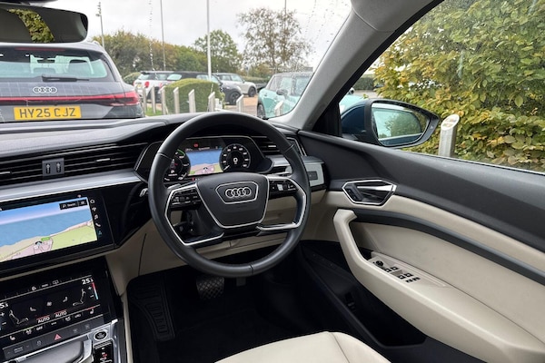 Used Audi e-tron 2021 for sale - 76259057: Photo 39