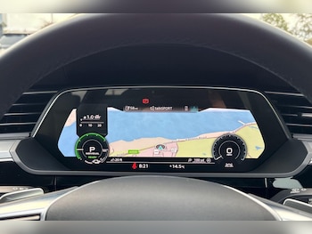 Used Audi e-tron 2021 for sale - 76259057: Photo 4
