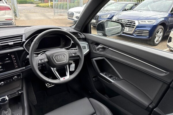 Used Audi Q3 2024 for sale - 75564194: Photo 35