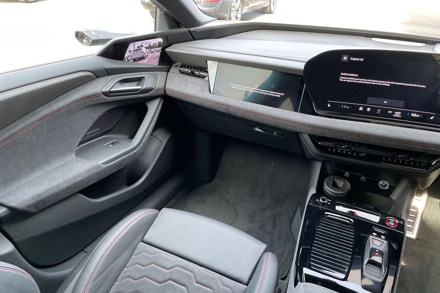 Used Audi S6 e-tron Avant 2025 for sale - 76781900: Photo 32