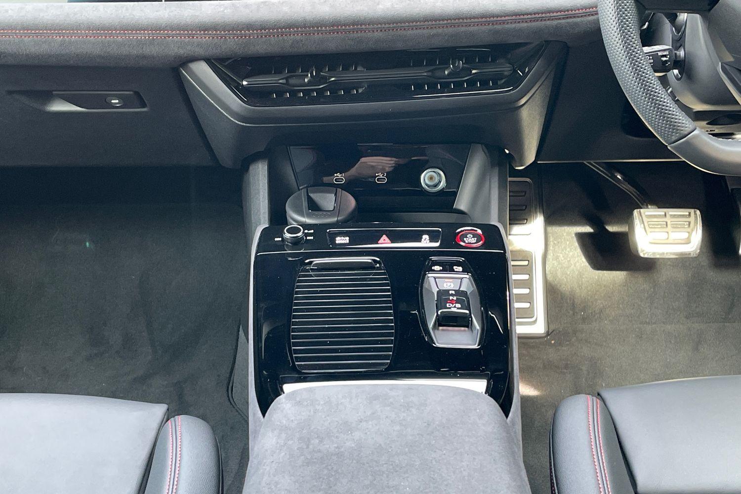 Used Audi S6 e-tron Avant 2025 for sale - 76781900: Photo 37