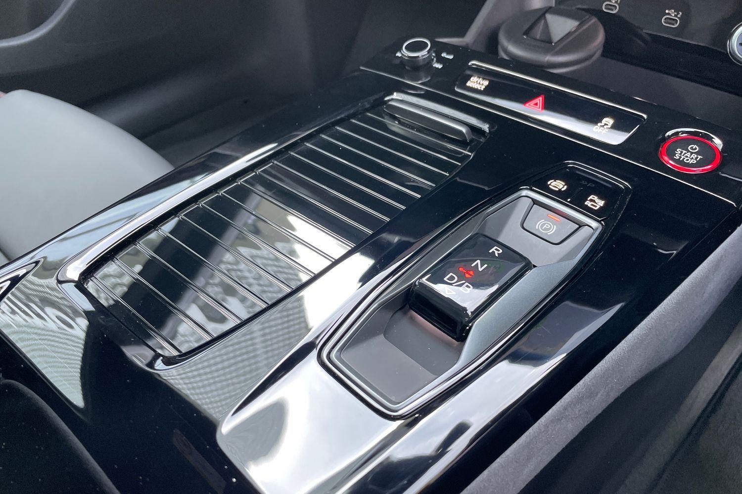 Used Audi S6 e-tron Avant 2025 for sale - 76781900: Photo 53