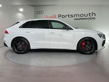 Used Audi RS Q8 2025 for sale - 77696838: Photo