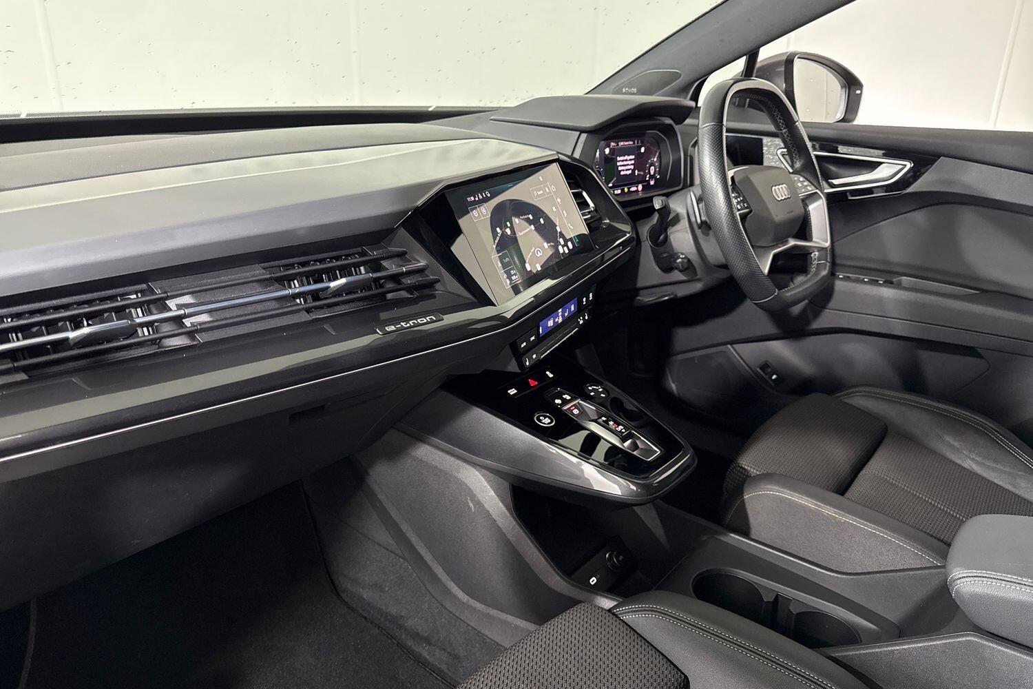 Used Audi Q4 e-tron 2021 for sale - 77376016: Photo 27