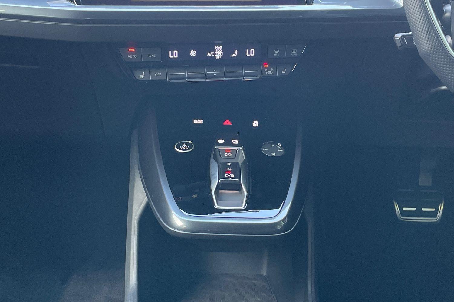 Used Audi Q4 e-tron 2024 for sale - 76432789: Photo 33