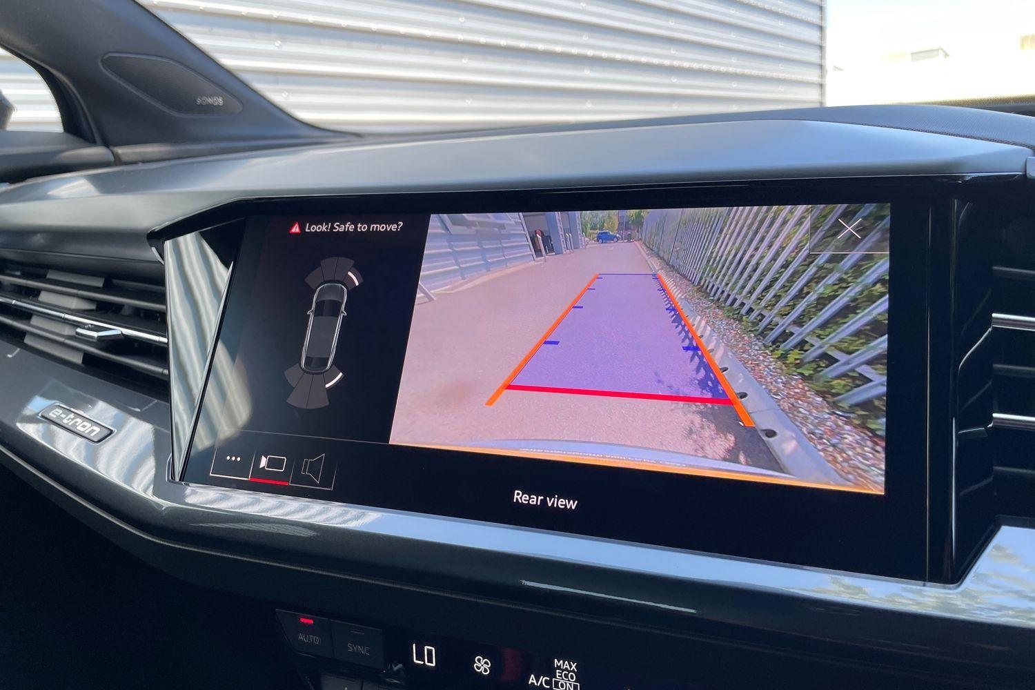 Used Audi Q4 e-tron 2024 for sale - 76432789: Photo 37