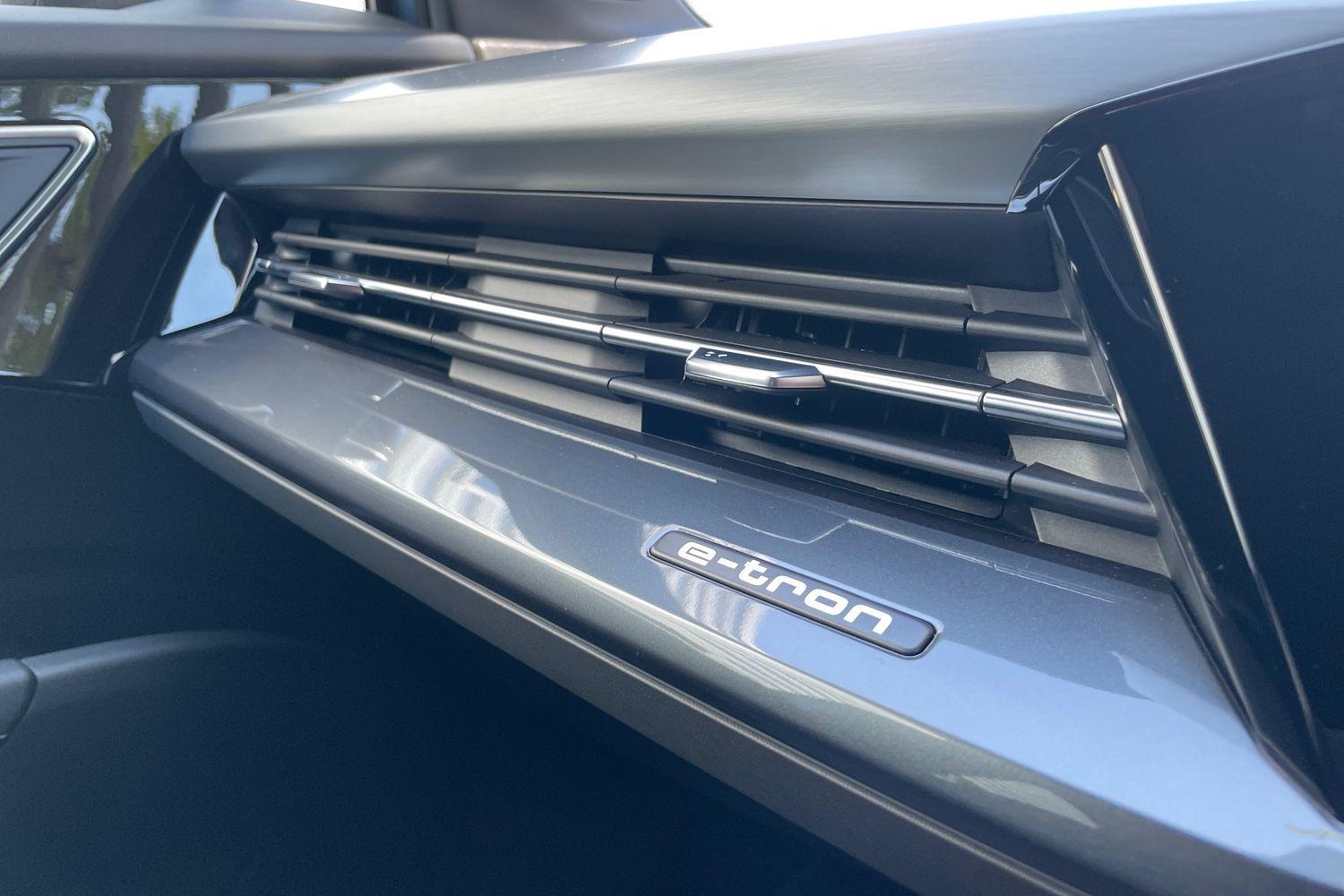 Used Audi Q4 e-tron 2024 for sale - 76432789: Photo 63