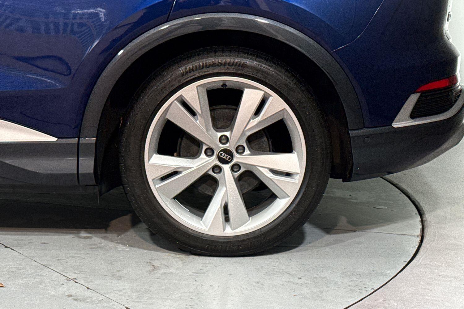 Used Audi Q4 e-tron 2022 for sale - 77143105: Photo 12