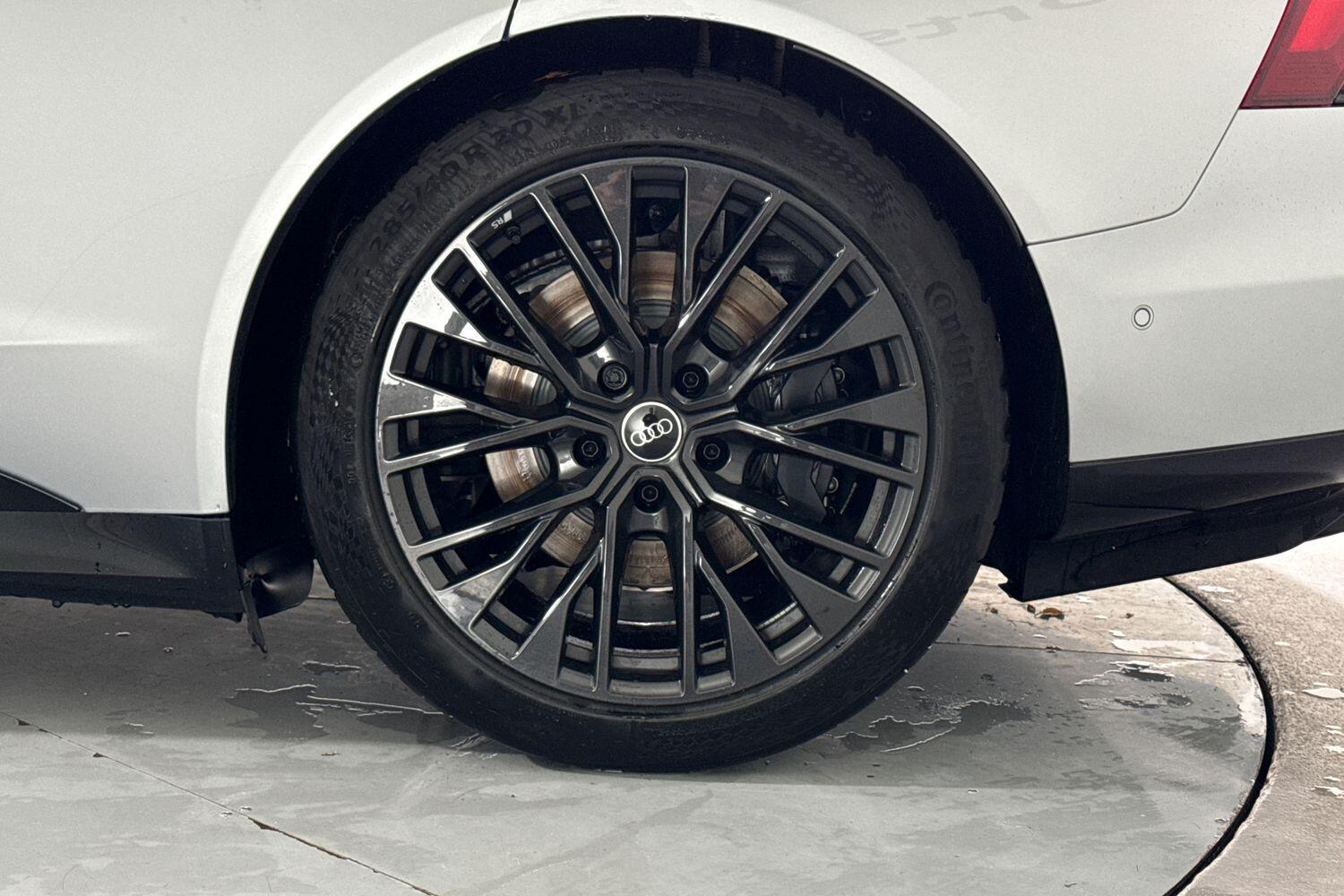 Used Audi e-tron GT 2025 for sale - 77040455: Photo 15