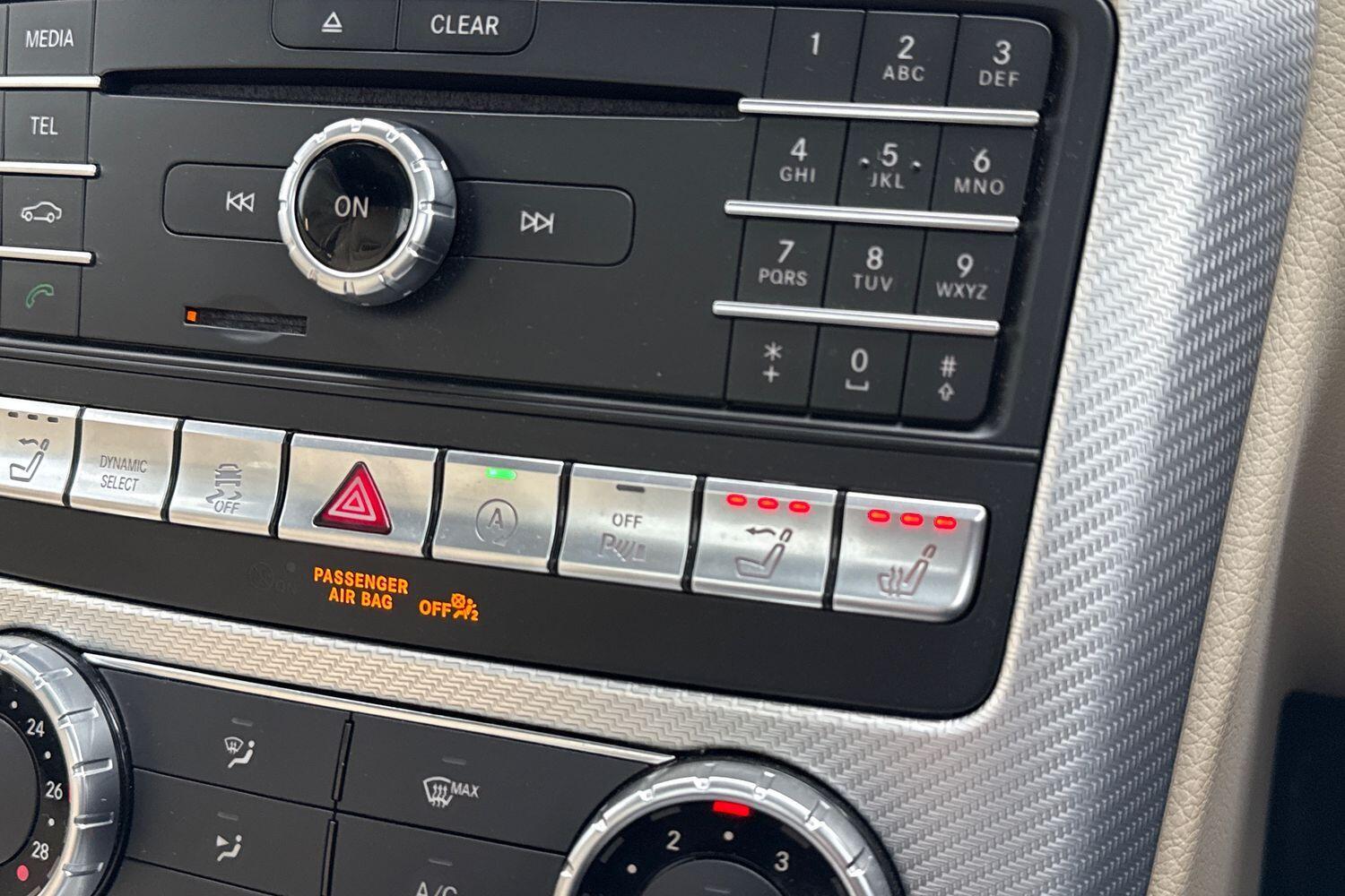 Used Mercedes-Benz SLC 2018 for sale - 77291846: Photo 17