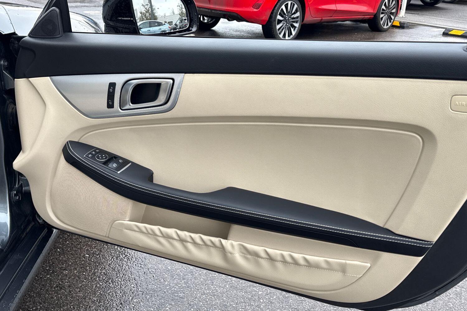 Used Mercedes-Benz SLC 2018 for sale - 77291846: Photo 33