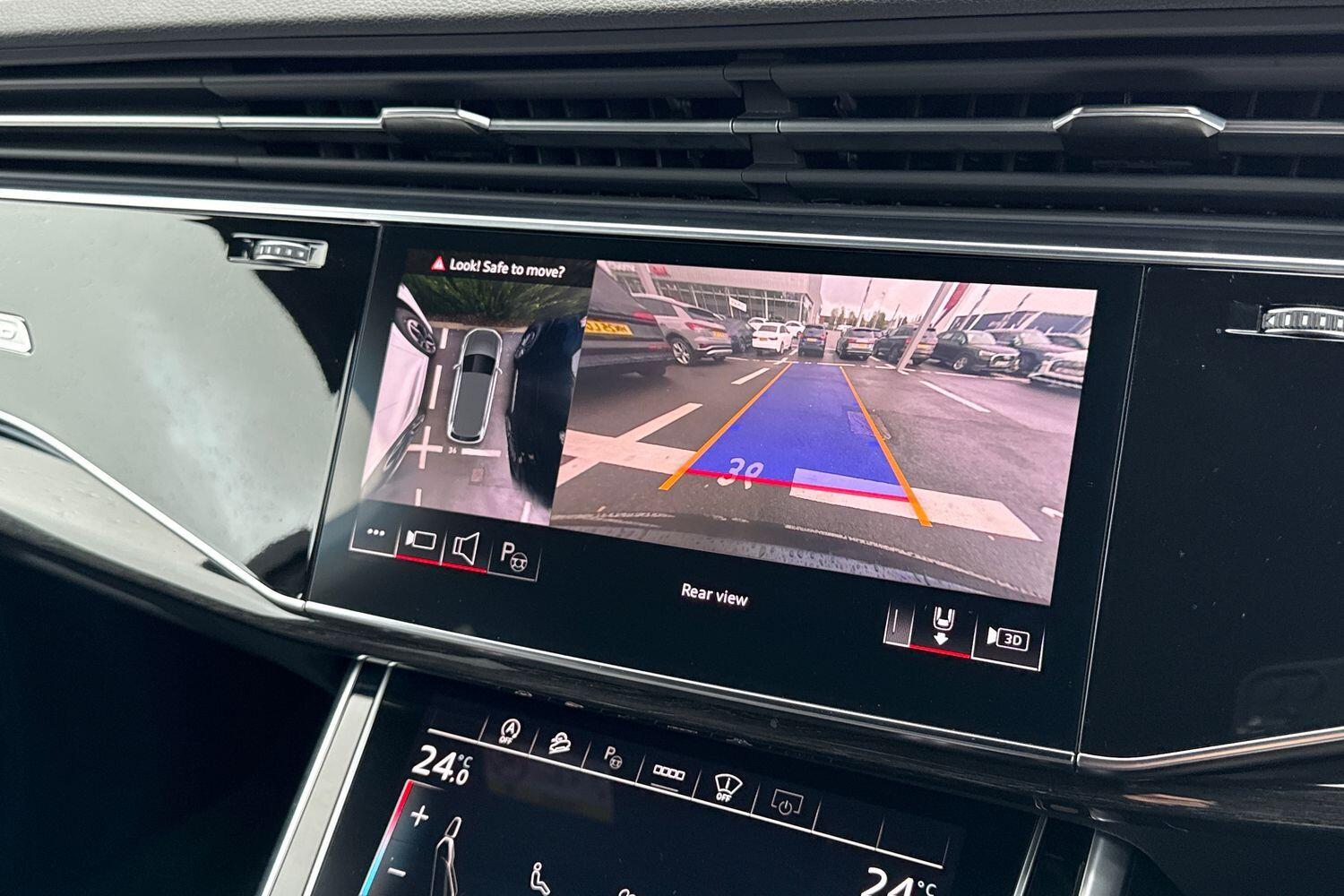 Used Audi Q7 2025 for sale - 76456668: Photo 31