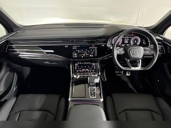 Used Audi Q7 2025 for sale - 76456668: Photo