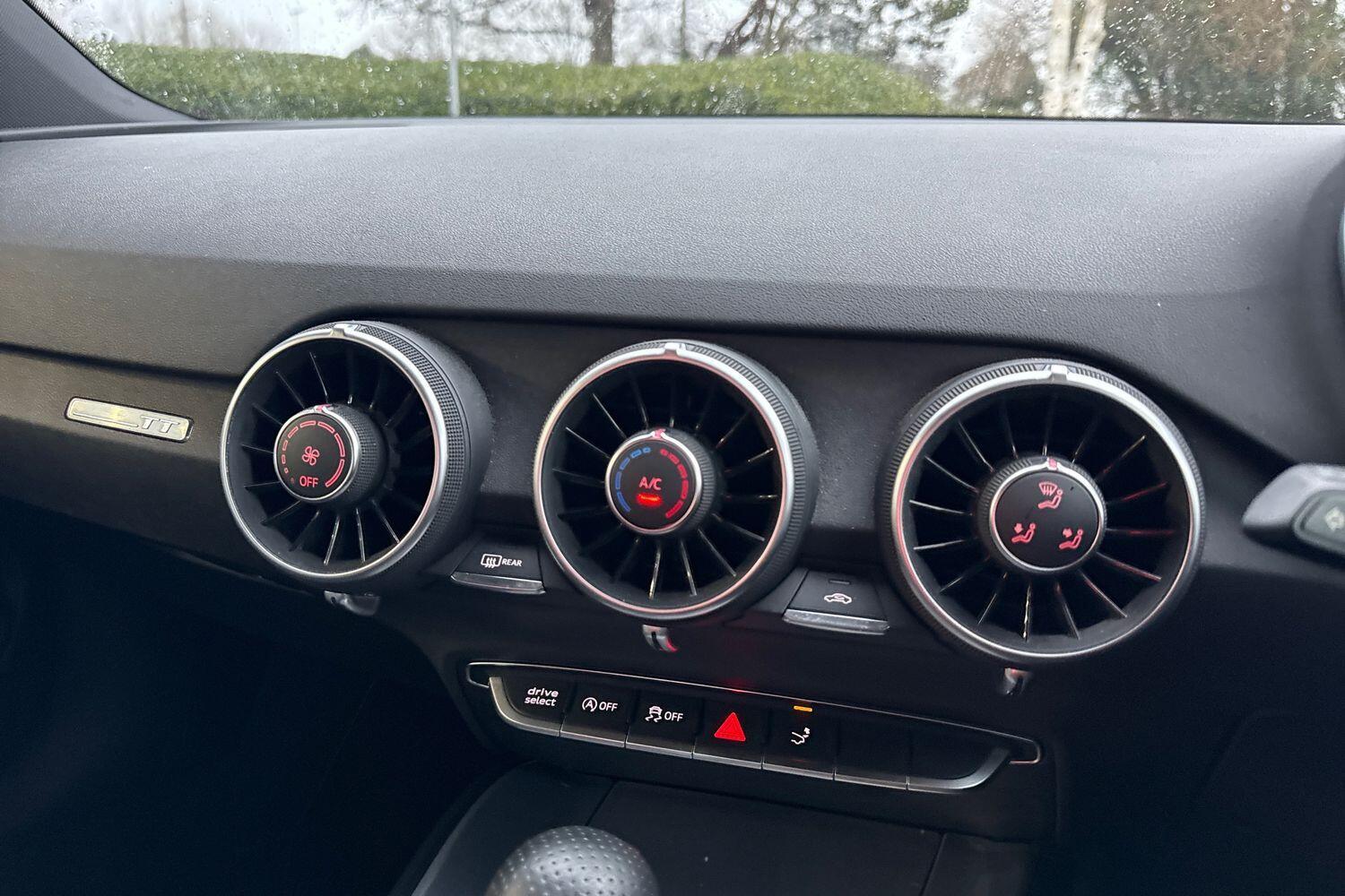 Used Audi TT 2018 for sale - 77455914: Photo 6