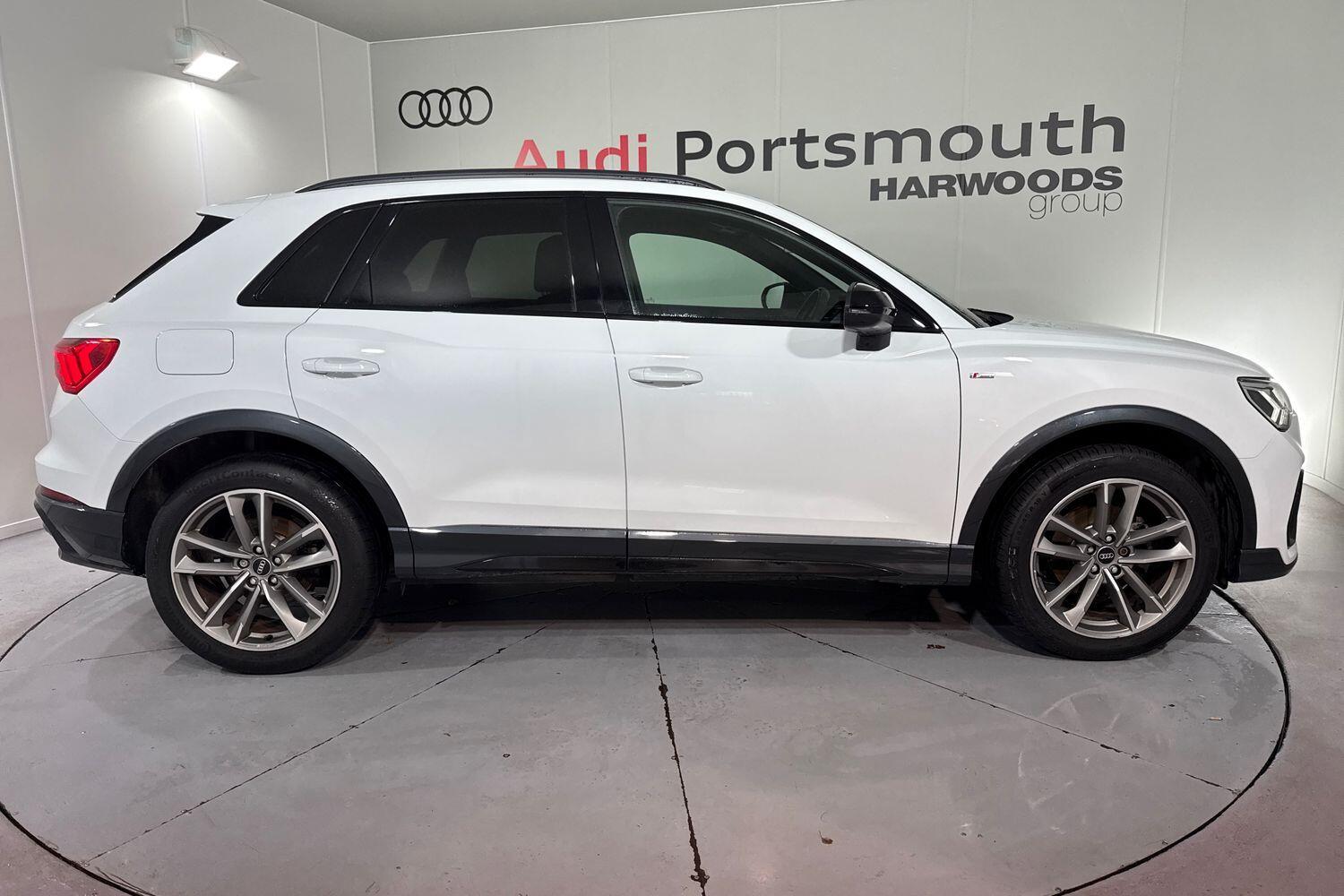 Used Audi Q3 2022 for sale - 76780831: Photo 2