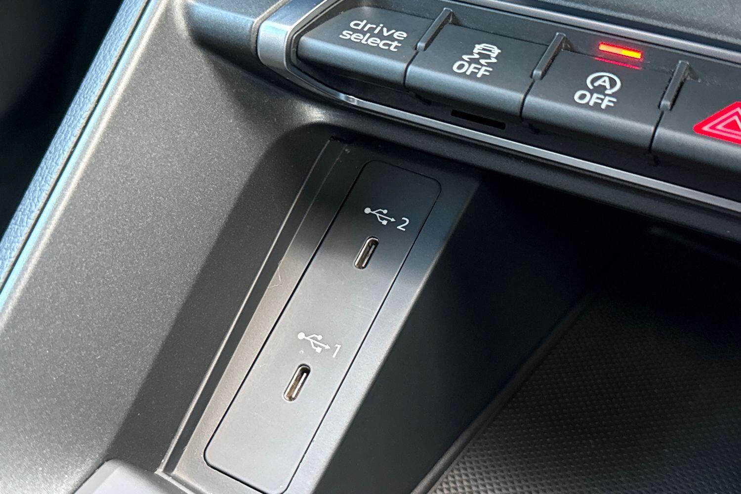 Used Audi Q3 2022 for sale - 76780831: Photo 40