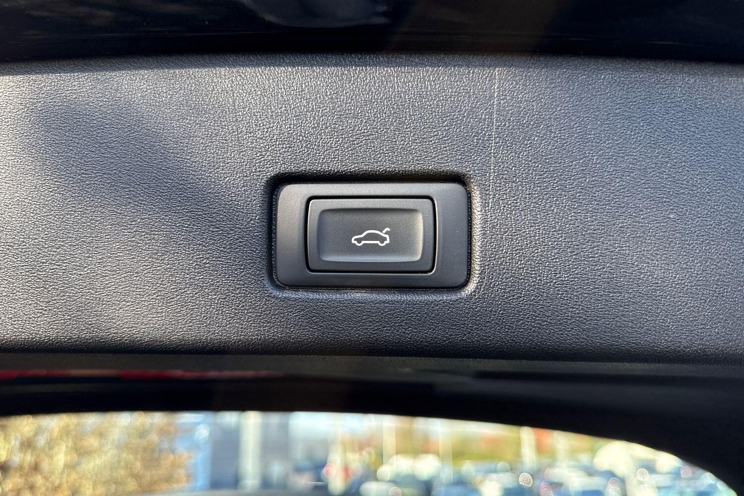 Used Audi Q4 e-tron 2023 for sale - 77441354: Photo 32