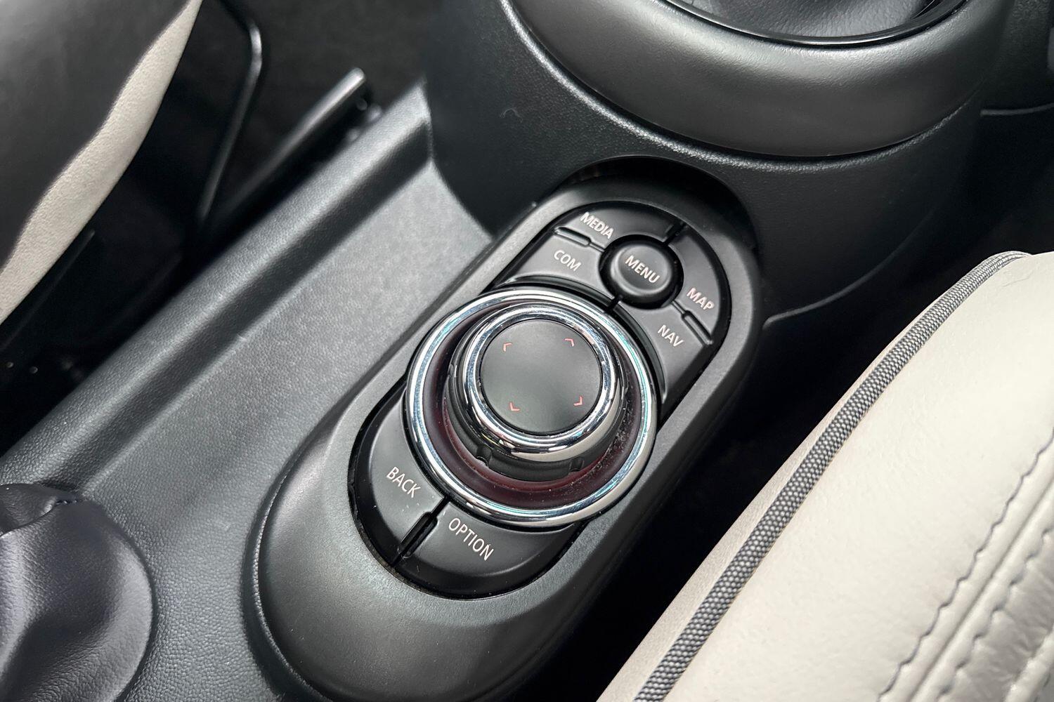 Used MINI Hatch 2024 for sale - 77255269: Photo 31