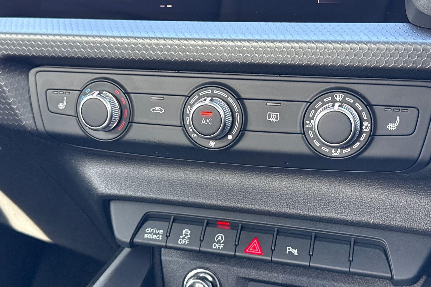 Used Audi A1 for sale - 77658689: Photo 13