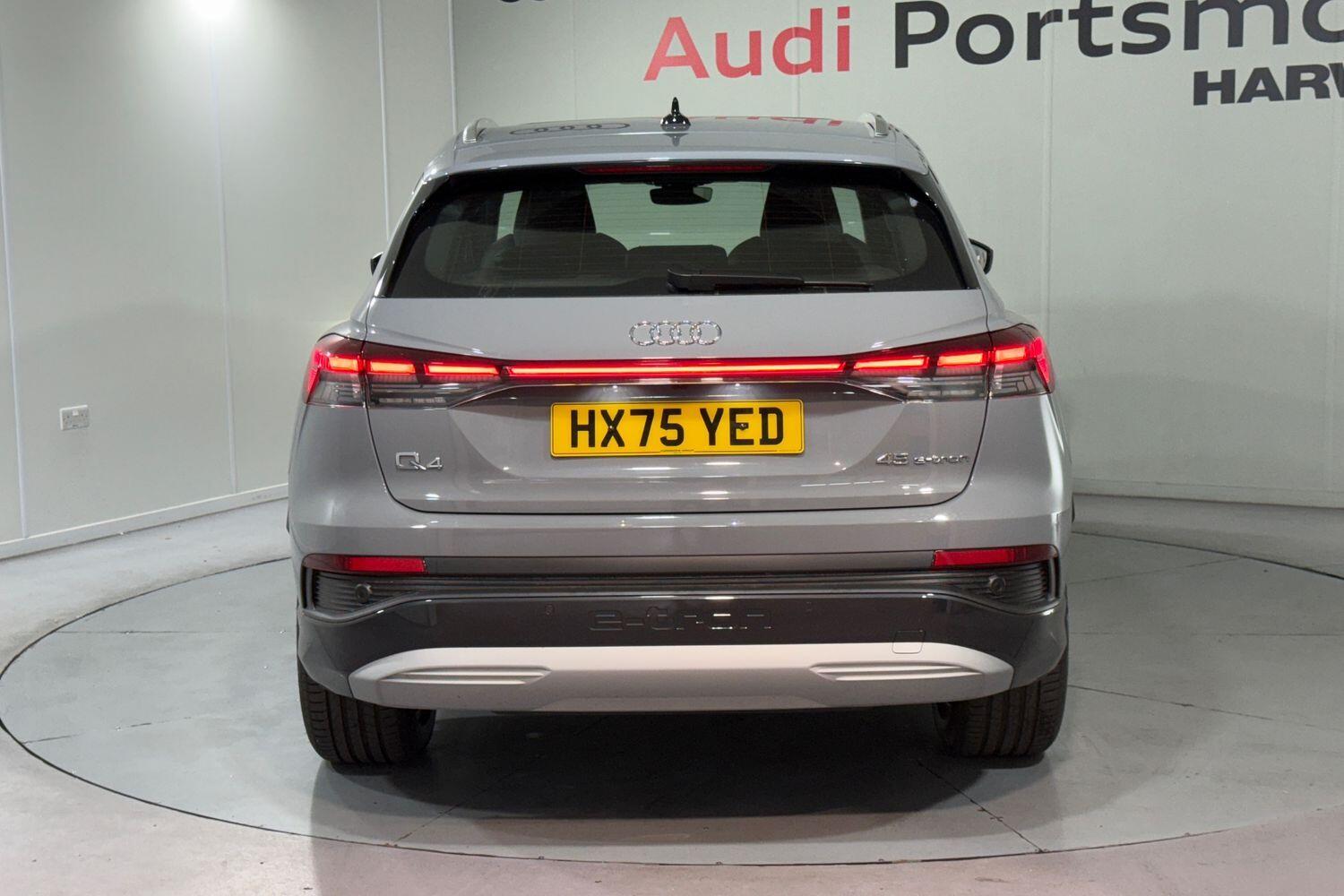 Used Audi Q4 e-tron 2025 for sale - 76953142: Photo 8