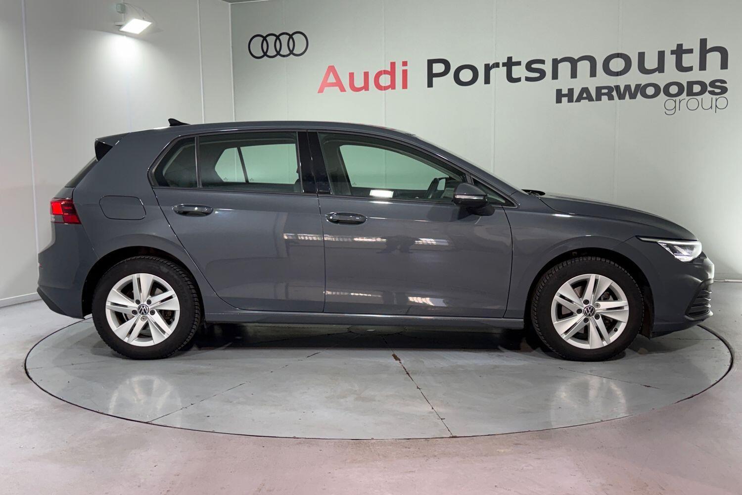 Used Volkswagen Golf 2020 for sale - 76714387: Photo 2