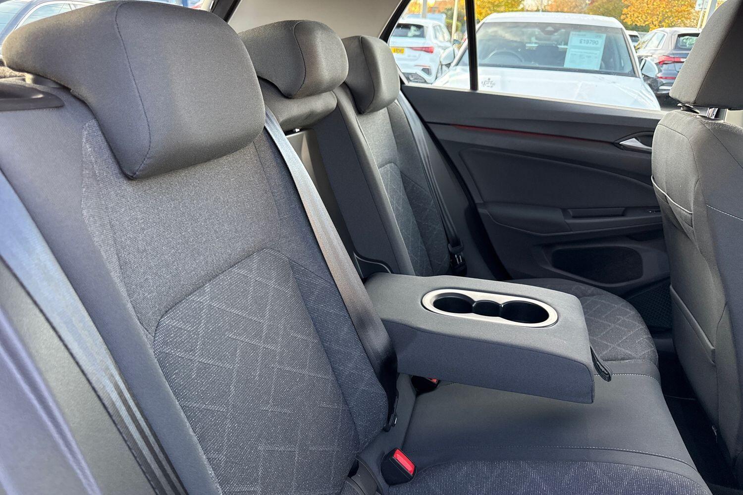 Used Volkswagen Golf 2020 for sale - 76714387: Photo 27