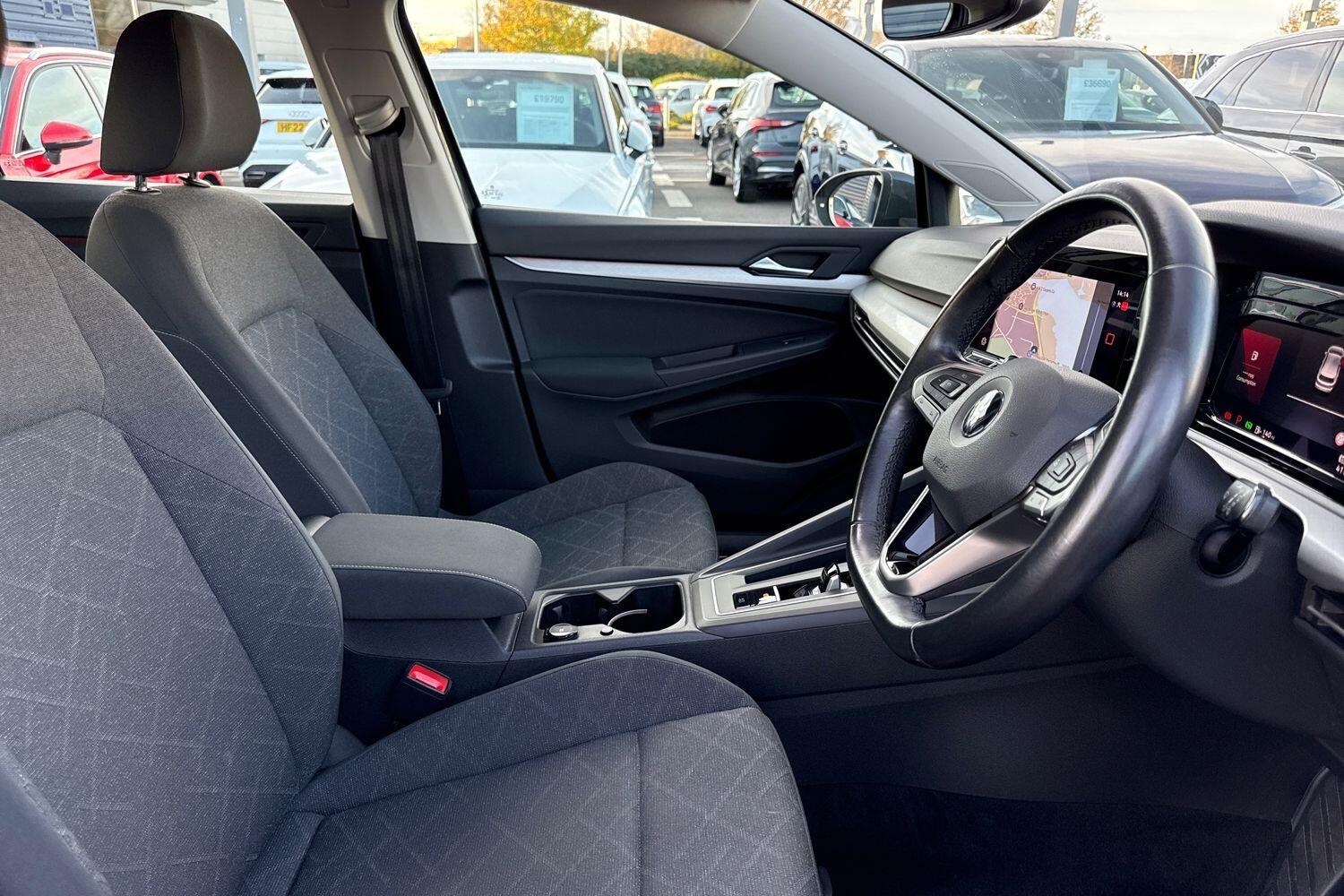 Used Volkswagen Golf 2020 for sale - 76714387: Photo 33