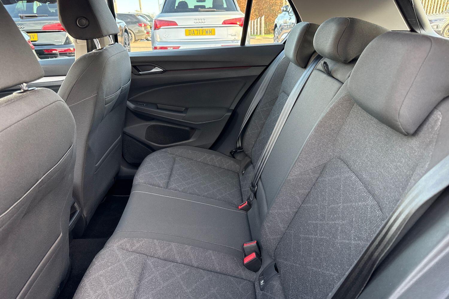 Used Volkswagen Golf 2020 for sale - 76714387: Photo 38