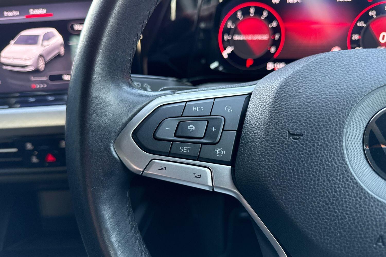 Used Volkswagen Golf 2020 for sale - 76714387: Photo 42