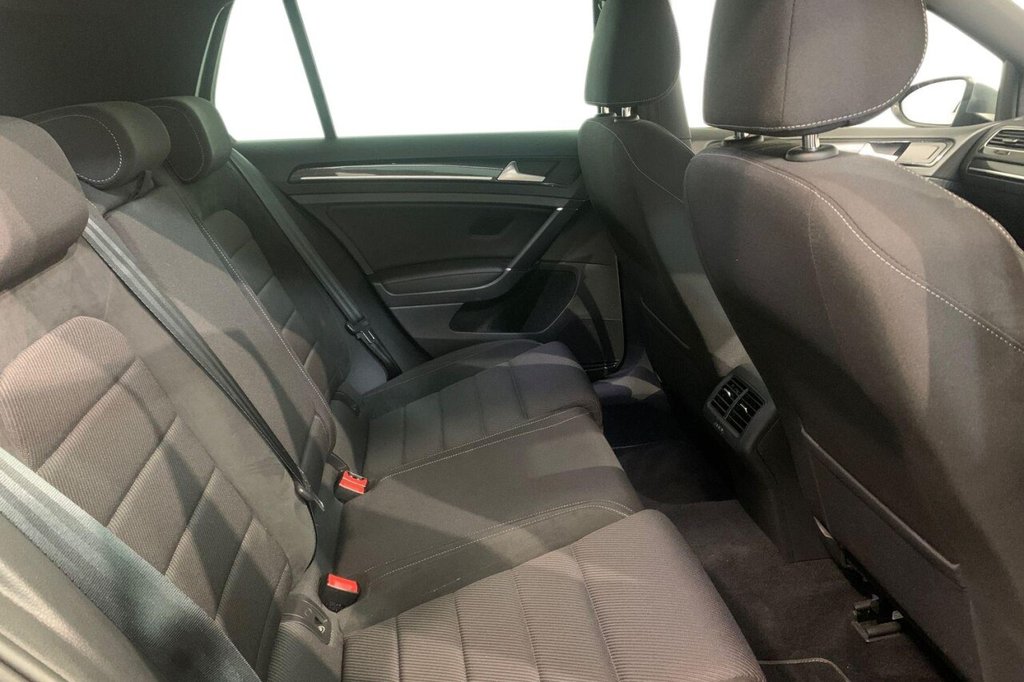 Used Volkswagen Golf 2020 for sale - 77152969: Photo 10