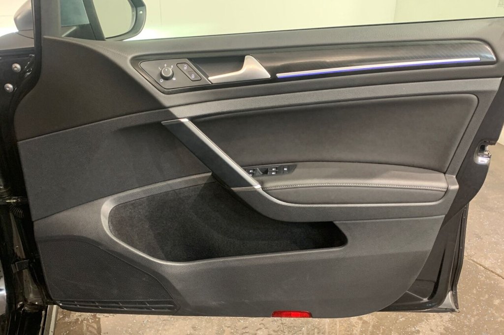 Used Volkswagen Golf 2020 for sale - 77152969: Photo 27