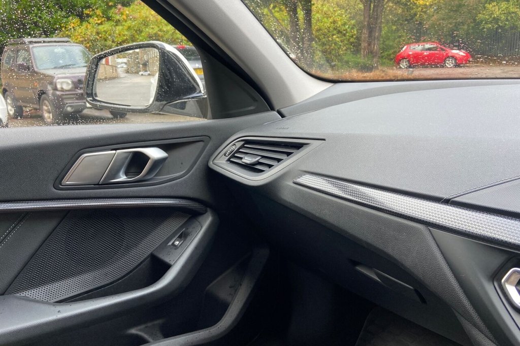 Used BMW 1 Series 2020 for sale - 75832240: Photo 45