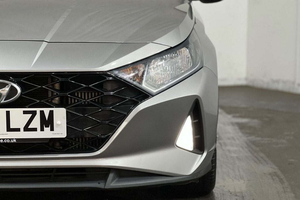 Used Hyundai i20 2023 for sale - 76509812: Photo 16